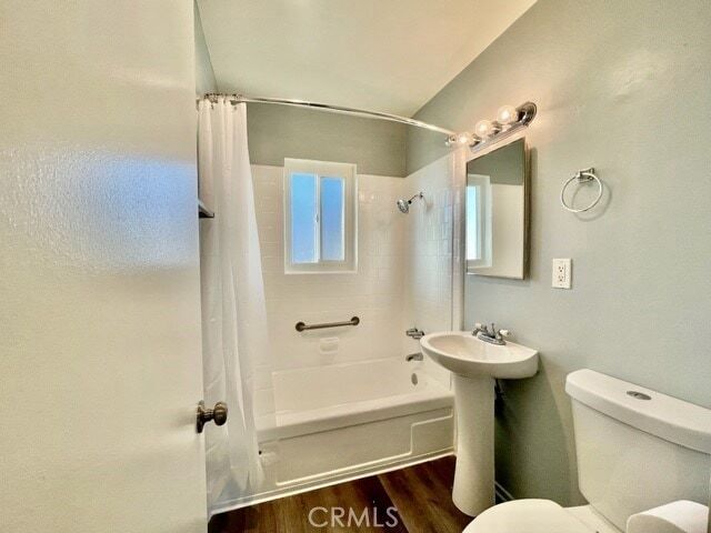 Building Photo - 686 E Cottonwood Rd