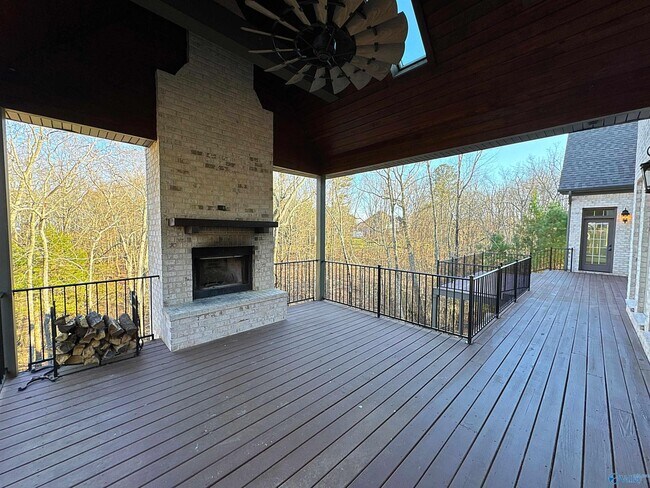 Building Photo - 1 Sylvias Wy