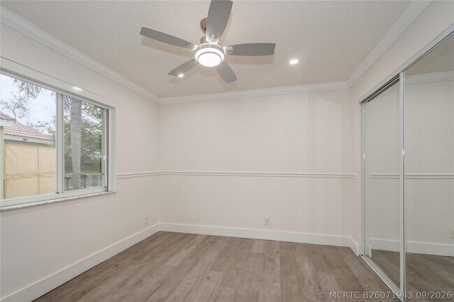 Building Photo - 4367 Dogwood Cir