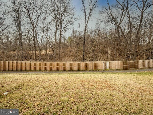 Building Photo - 290 Sage Cir