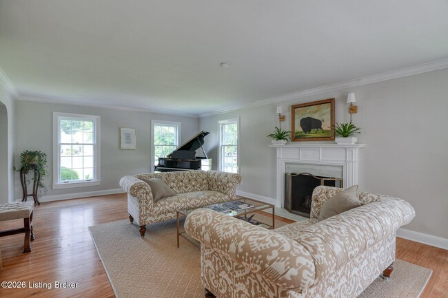 Building Photo - 12 Westwind Rd