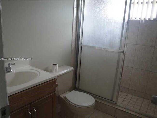 Building Photo - 1206 San Remo Cir