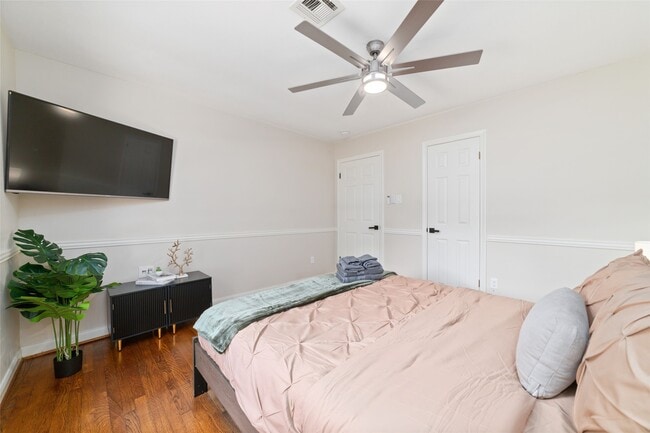 Building Photo - 5727 Capello Dr