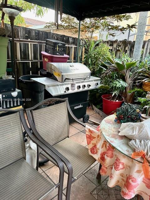 Building Photo - 10604 NW 87th Ct