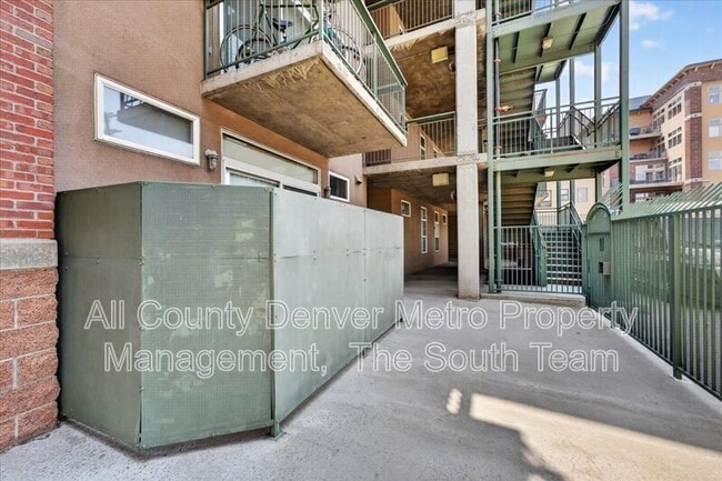 Building Photo - 3201 Shoshone St