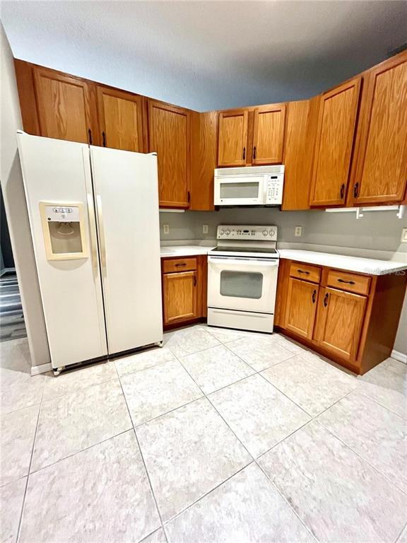 Building Photo - 5634 Belle Terre Dr