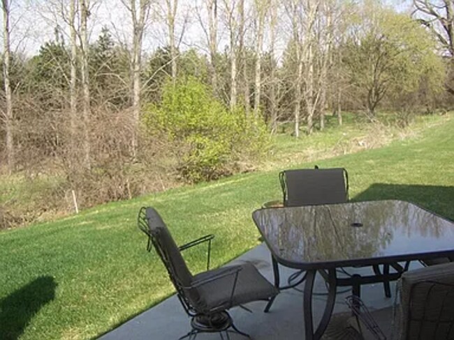 Building Photo - 1798 N 177th Plaza