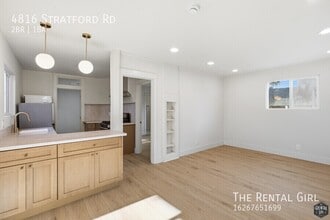 Building Photo - 4816 Stratford Rd