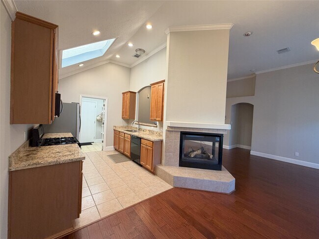 Building Photo - 13706 Naples Park Ln