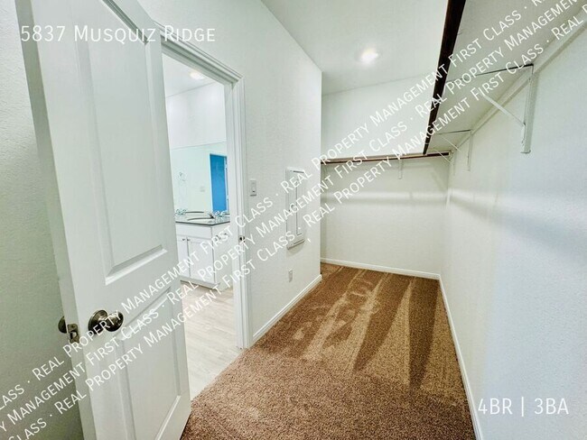 Building Photo - 5837 Musquiz Rdg