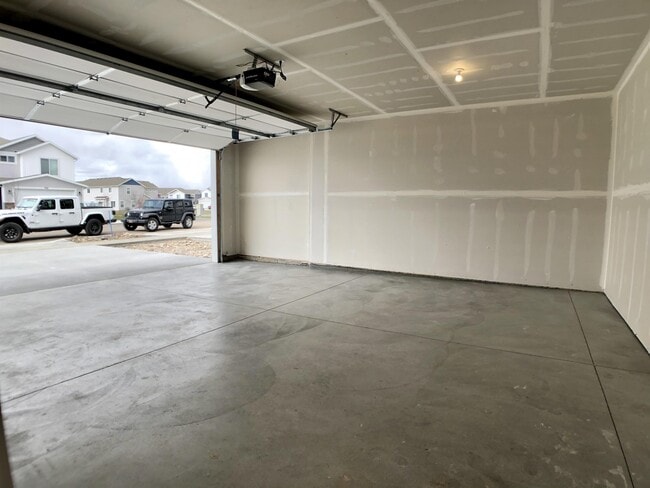 Building Photo - 437 S 1400 E