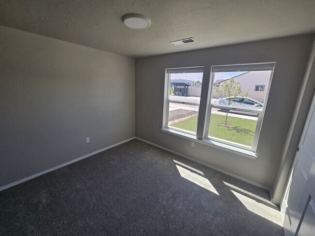 Building Photo - Brand New Home with RV Pad and Premium Fin...
