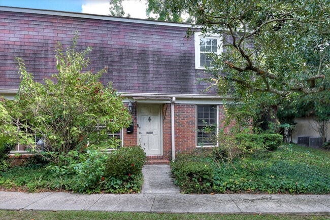Building Photo - 314 Laurens St SW