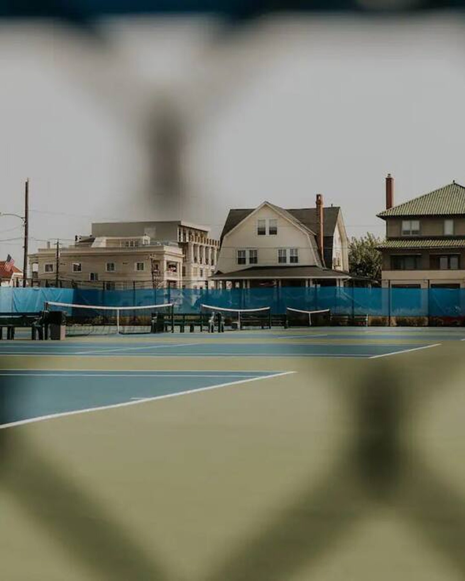 Building Photo - 3 S Surrey Ave