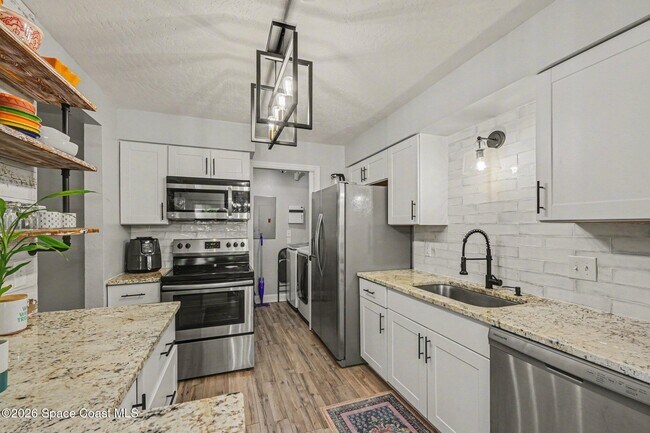Building Photo - 9017 Scarsdale Ct