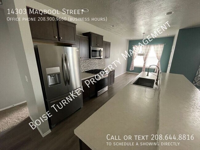 Building Photo - 14303 Maqbool St
