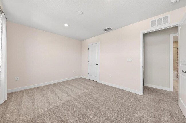 Building Photo - 6408 Domizio Dr