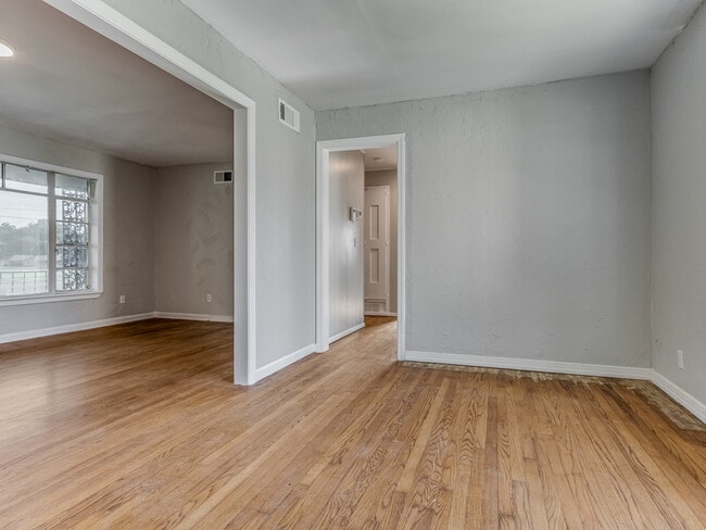 Building Photo - 4308 NW 23rd St