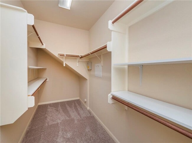 Building Photo - 917 Cavalry Ride Trail