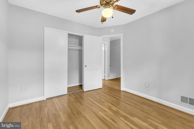 Building Photo - 38 E Rosemont Ave