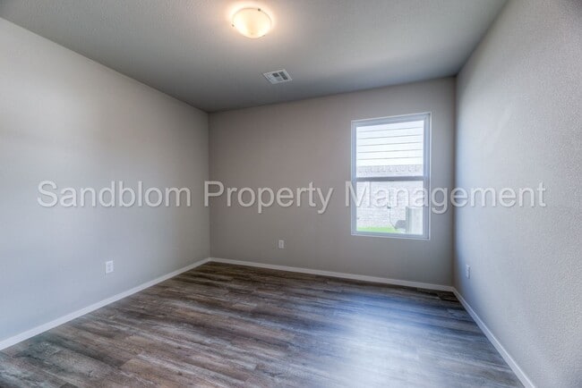 Building Photo - FOR LEASE | Bixby West | Available Now!