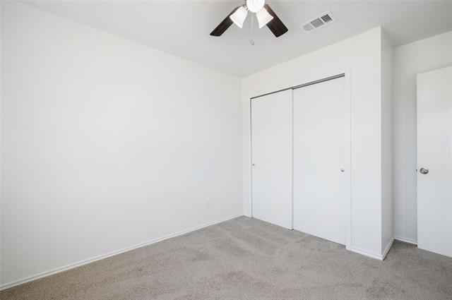 Building Photo - 918 S Old Orchard Ln