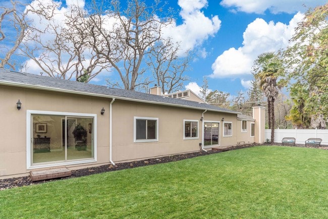 Building Photo - 2081 Danville Blvd