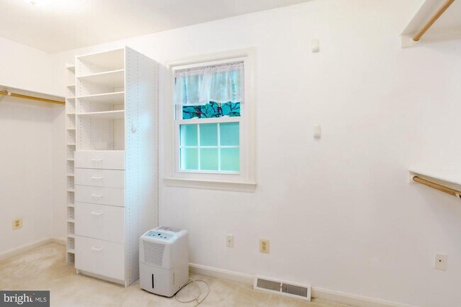 Building Photo - 2816 N Yucatan St