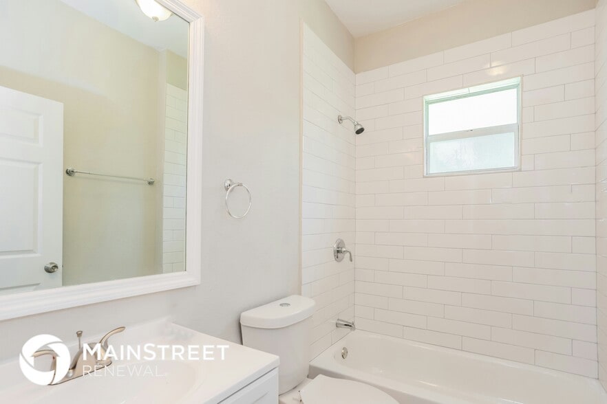 Building Photo - 7836 Evinrude Ave