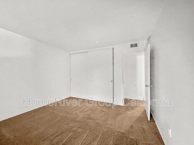 Building Photo - 3012 Sybil Way