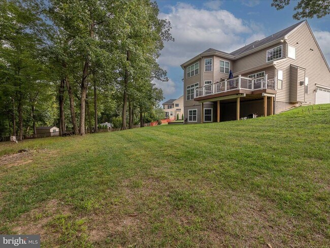 Building Photo - 171 Lackawanna Ln