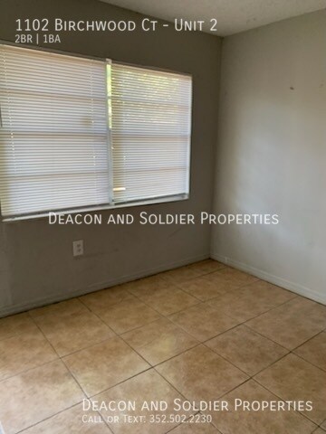 Building Photo - 1102 Birchwood Ct