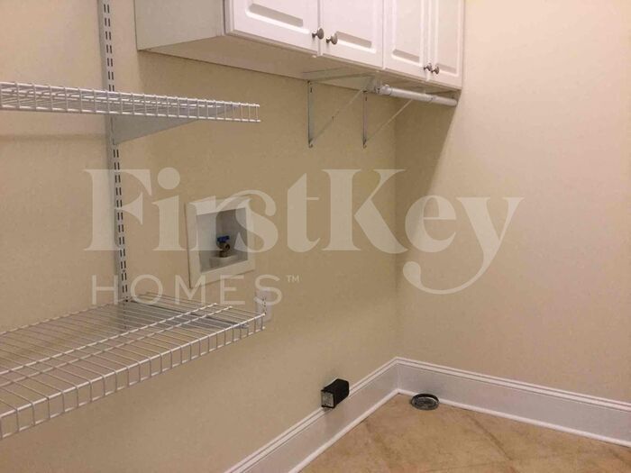 Building Photo - 4192 Cypress Grove Ln