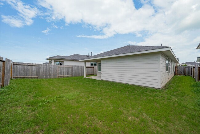 Building Photo - 12715 Basinghall Ln