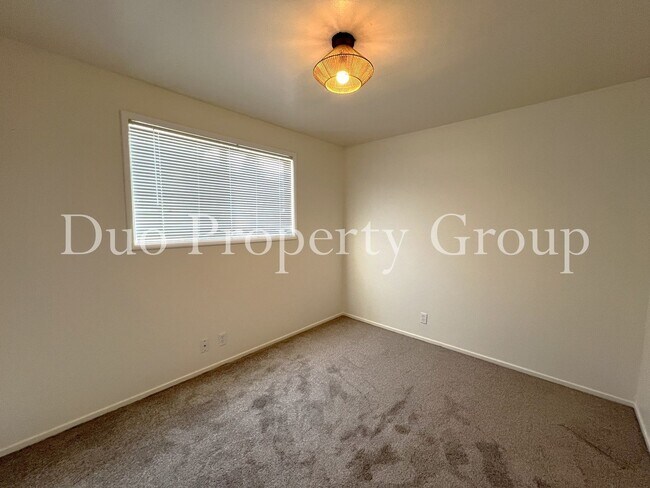 Building Photo - 2035 Harvard Dr