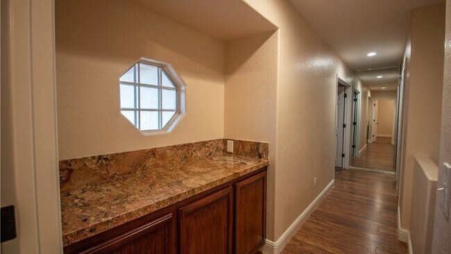 Building Photo - 9309 Scenic Mountain Ln