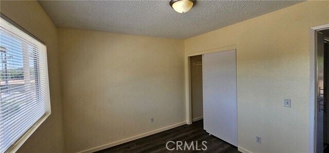 Building Photo - 4211 Mountain Dr