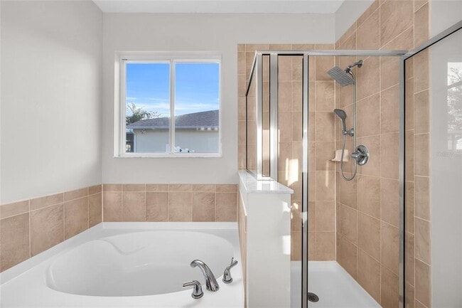 Building Photo - 10354 Stratford Pointe Ave