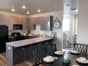 Building Photo - Majestic Properties at Midvale Station