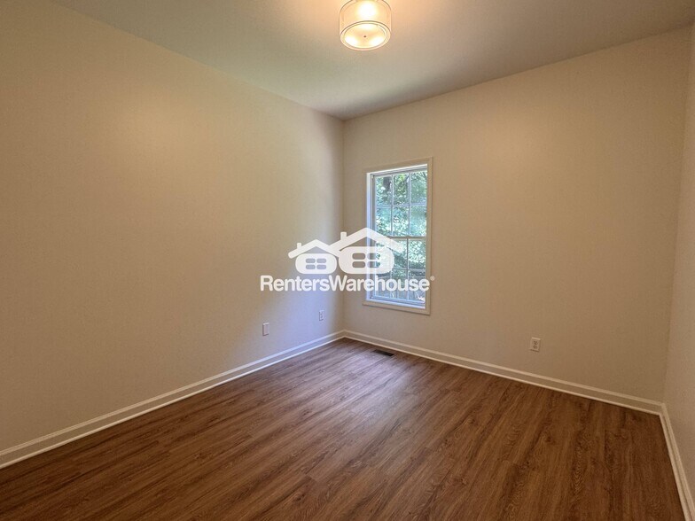 Building Photo - 841 Conner Glenn Dr
