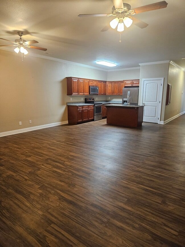 Building Photo - City of Maryville 37801 - 2 Bedroom, 2 bat...