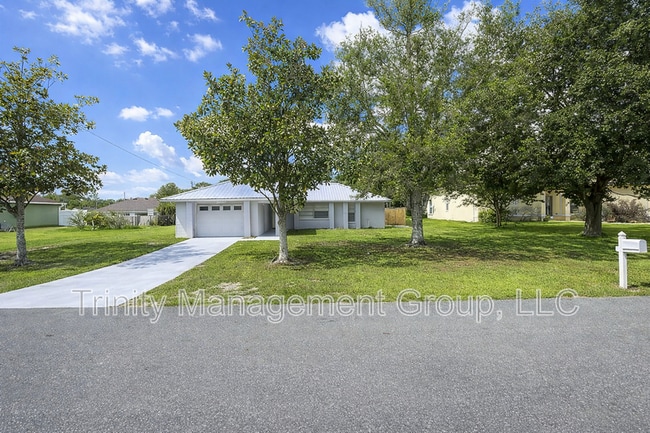Building Photo - 3041 Hoban Ave