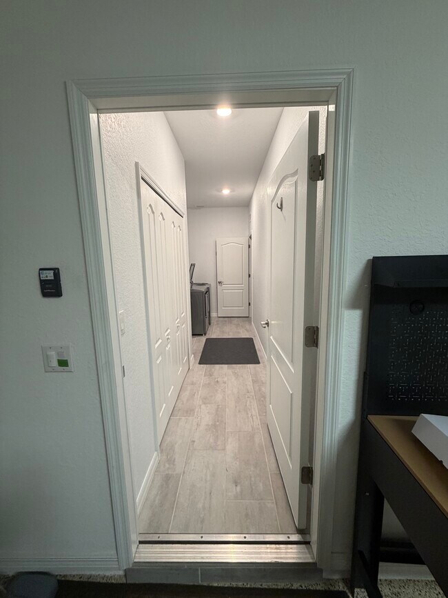 Building Photo - 11815 Bluebird Pl