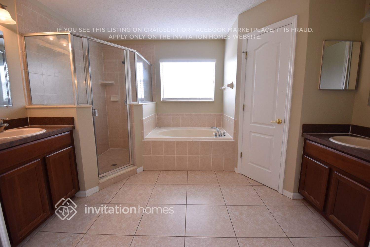 Building Photo - 16526 Deer Chase Loop