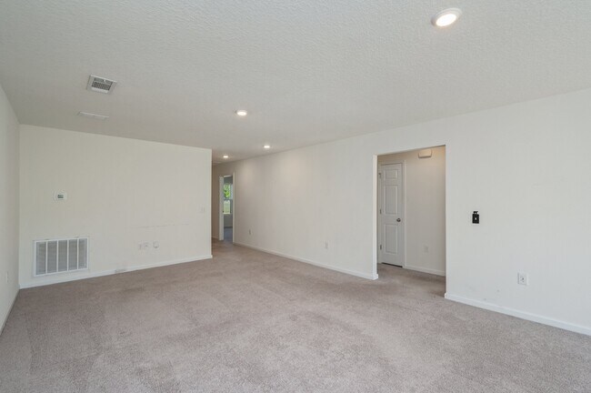 Building Photo - 4378 Jitterbug St