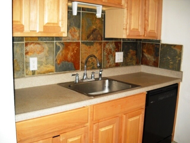 Building Photo - 2 Story Wimbledon Condo!