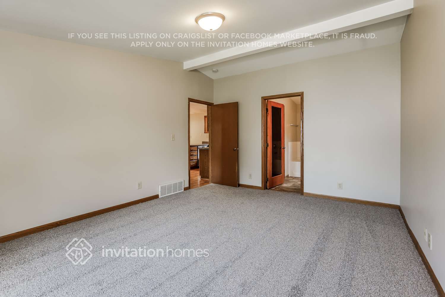 Building Photo - 712 Grand Blvd