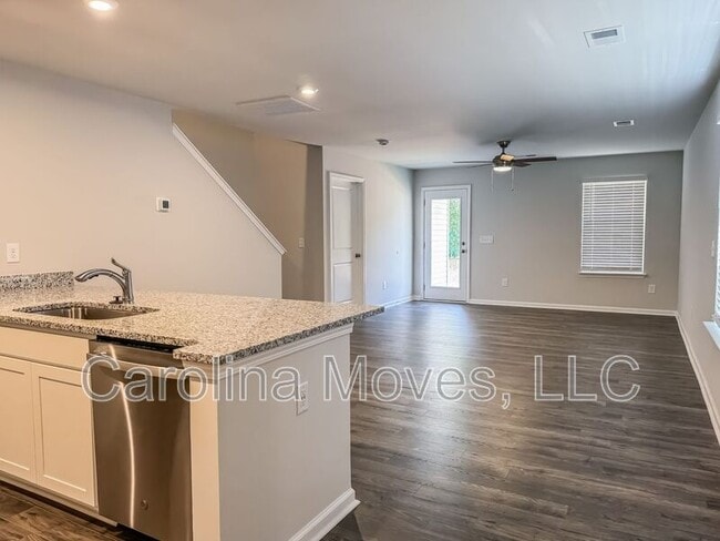 Building Photo - 119 Paddock Glen Dr