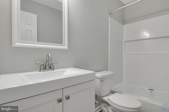 Building Photo - 2308 Wagon Wheel Ct
