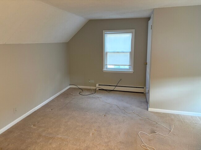 Building Photo - 39 Westphal St